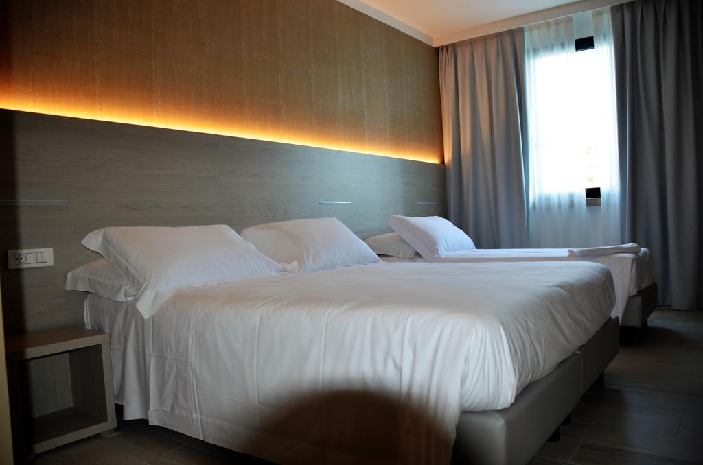 Hotel San Marco Peschiera del Garda Luaran gambar
